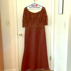 Like-new formal gown